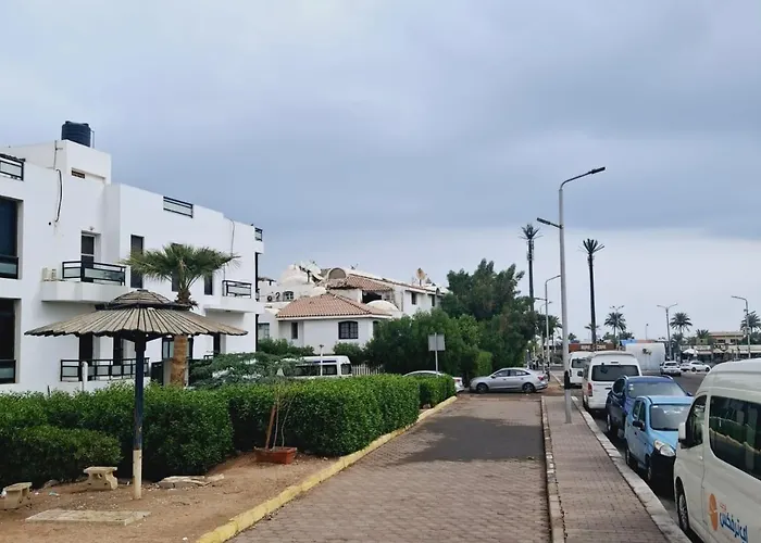 Cali * Charm el-Cheikh