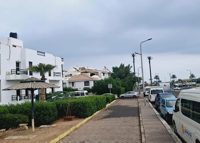 Cali * Charm el-Cheikh
